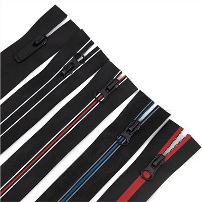 Cinta impermeable con cremallera