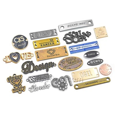 Etiquetas de ropa de metal grabadas